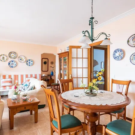 Holiday home Sur