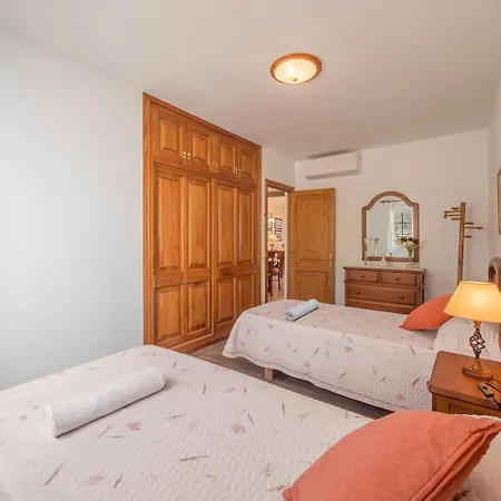 Holiday home Sur Binisafua