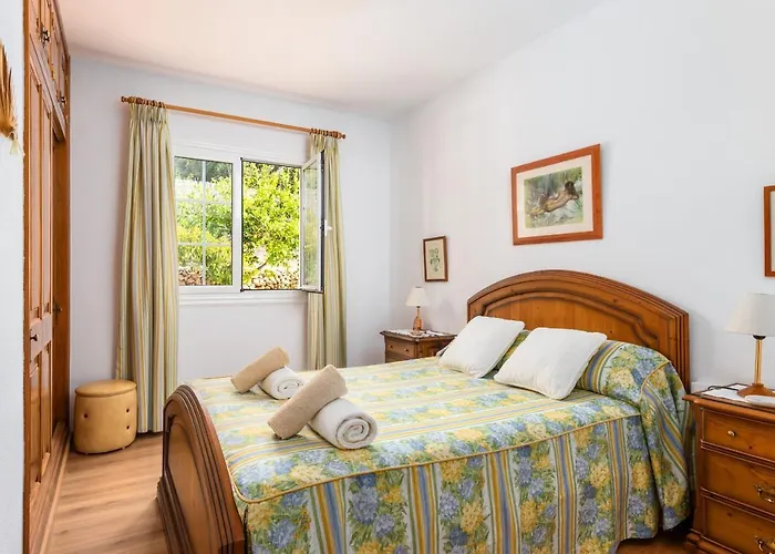 Nyaraló Sur Binisafua